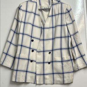 Le- Suit Blazer.